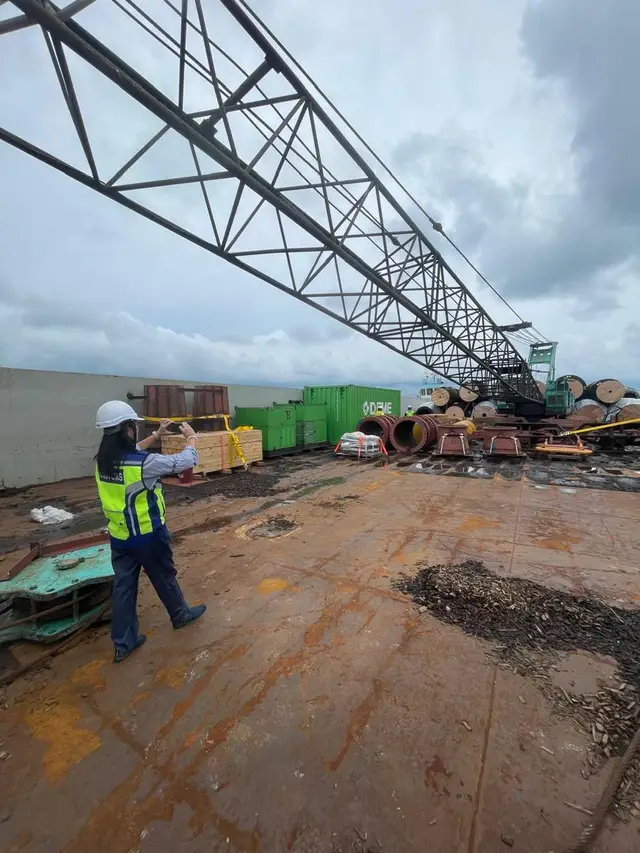 OMA dredging project operation at Samalaju and Bintulu Port — image 1