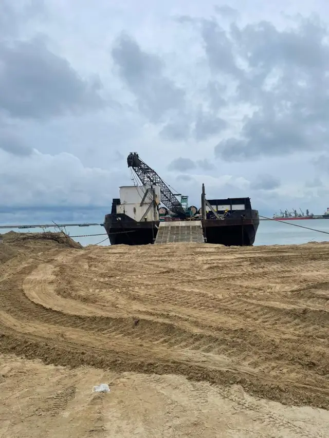 OMA dredging project operation at Samalaju and Bintulu Port — image 16